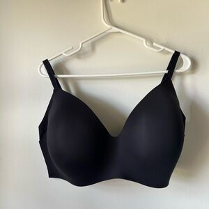 Knix  WingWoman Lightly Padded Soft Shell Bra